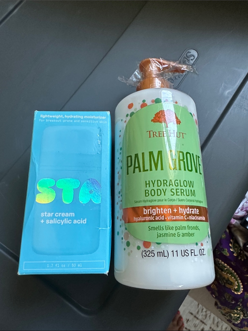 Tree Hut Palm Grove Hydraglow Body Serum - Green